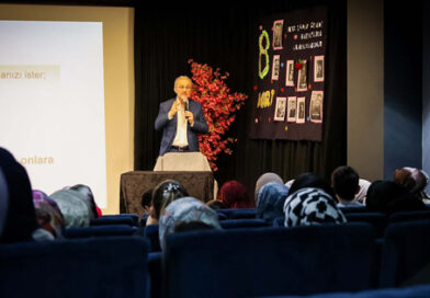 ESENLER’DE ”AİLE SEMİNERLERİ” PROGRAMI DEVAM EDİYOR