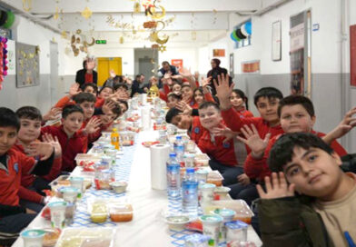 OKULDA PAYLAŞILAN İFTAR MUTLULUĞU