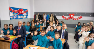 Elif Sevinç Mertöz Ortaokulu Görkemli Bir Törenle Açıldı