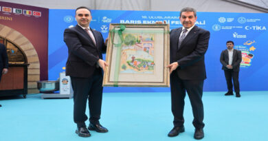 ESENLER’DE ”BARIŞ EKMEĞİ” FESTİVALİ DÜZENLENDİ