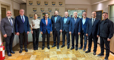 ESENLER BELEDİYESİ ÜSKÜP’TEKİ TAŞ KÖPRÜ’YÜ AYDINLATACAK